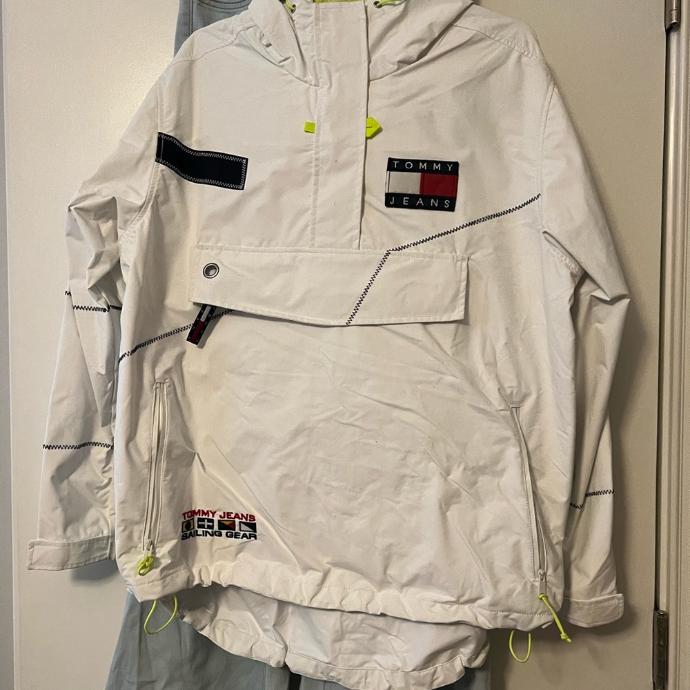 Retro Tommy Hilfiger windbreaker
